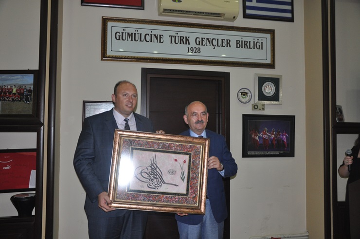 saglik bakani muezzinoglu kozlukebirdeki iftara katildi (11).JPG